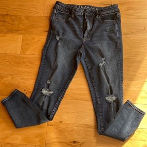American Eagle distressed skinny jeans size 12